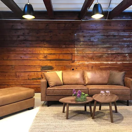 Den Gule Krambua - Gamle - Main Street Old Town דירה