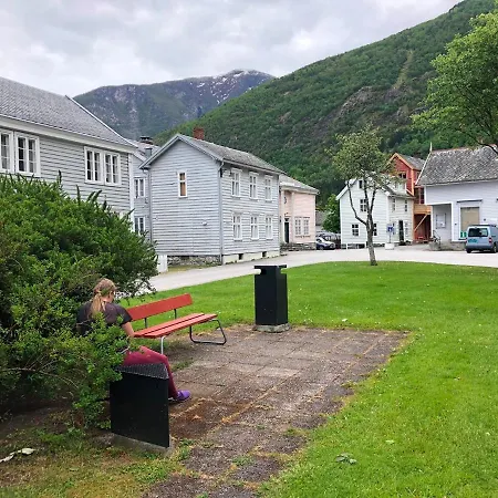 דירה Den Gule Krambua - Gamle - Main Street Old Town *